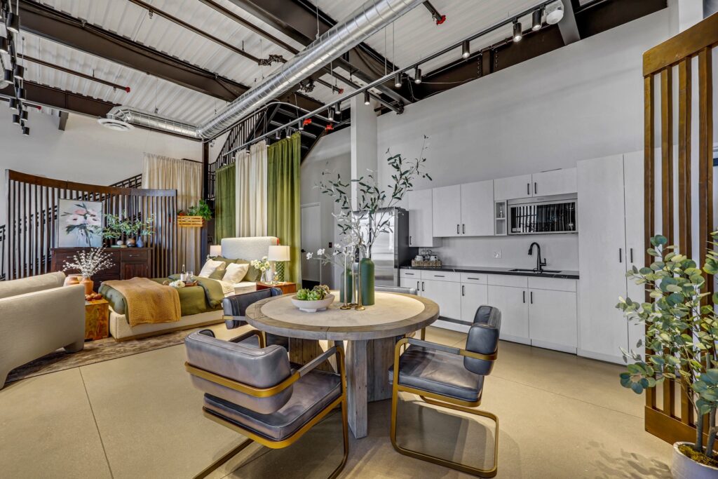 The House of Vegas warehouse and showroom, photo 17