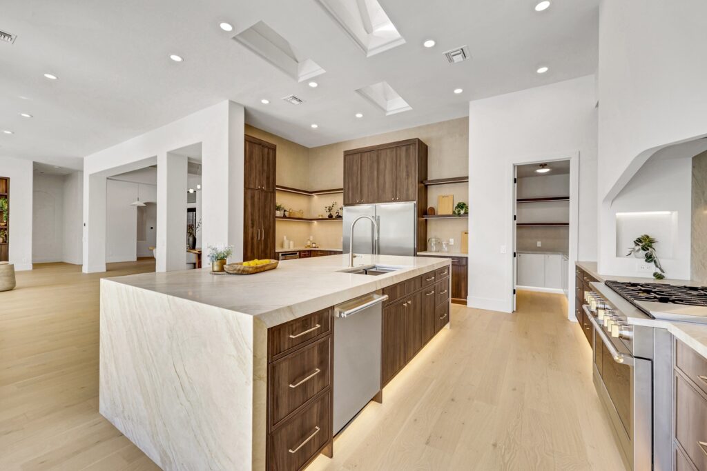 3 Isleworth Dr staged by The House of Vegas, photo 12