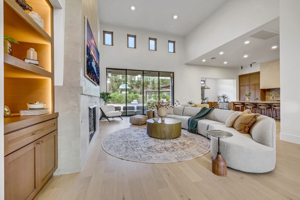 4 El Macero Ct staged by The House of Vegas, photo 1