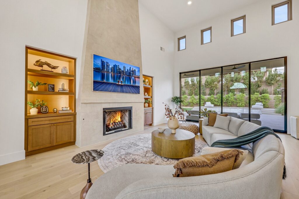4 El Macero Ct staged by The House of Vegas, photo 5