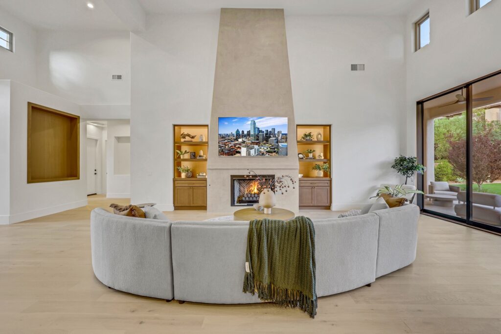 4 El Macero Ct staged by The House of Vegas, photo 6
