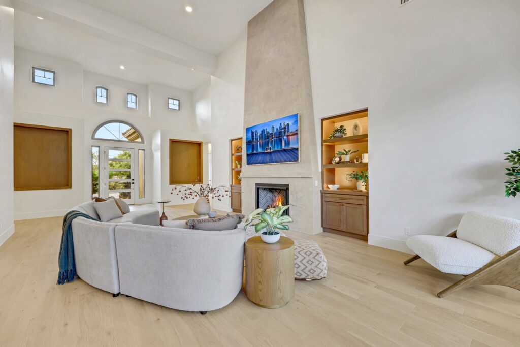 4 El Macero Ct staged by The House of Vegas, photo 7