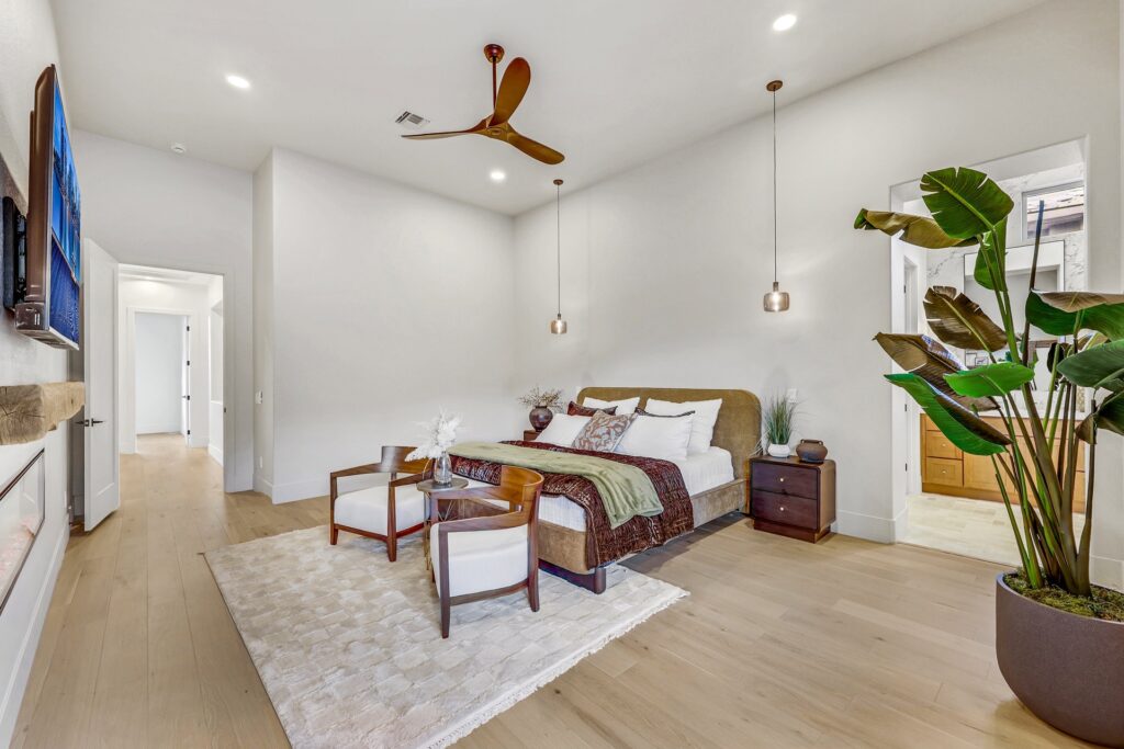 4 El Macero Ct staged by The House of Vegas, photo 23